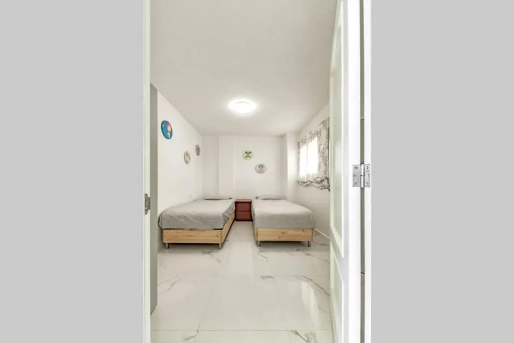 Modern Apartment In Parque Royal I, Playa Fanabe Costa Adeje
